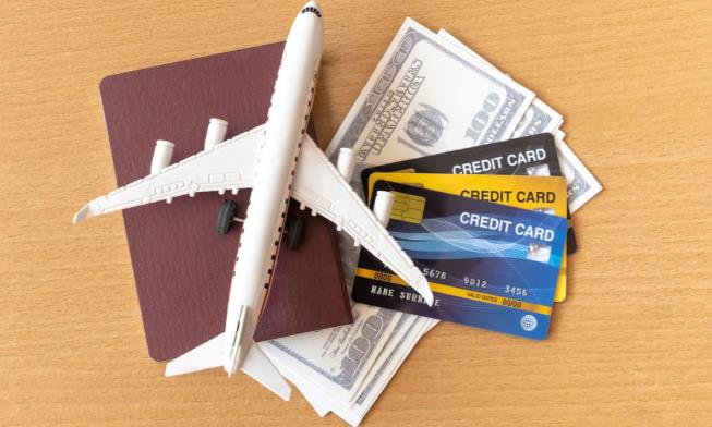 Cash Back vs Travel Rewards: Which Credit Card Benefits More in 2026?